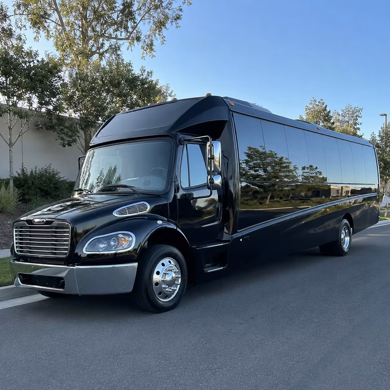 35 passenger minibus