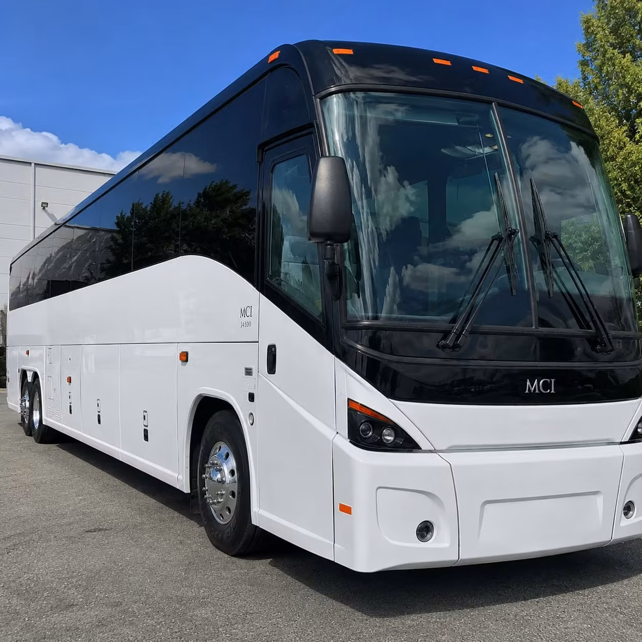 westdesmoinescoachbusservice com is the smarter way to arrange remote parking lot shuttles in west des moines
